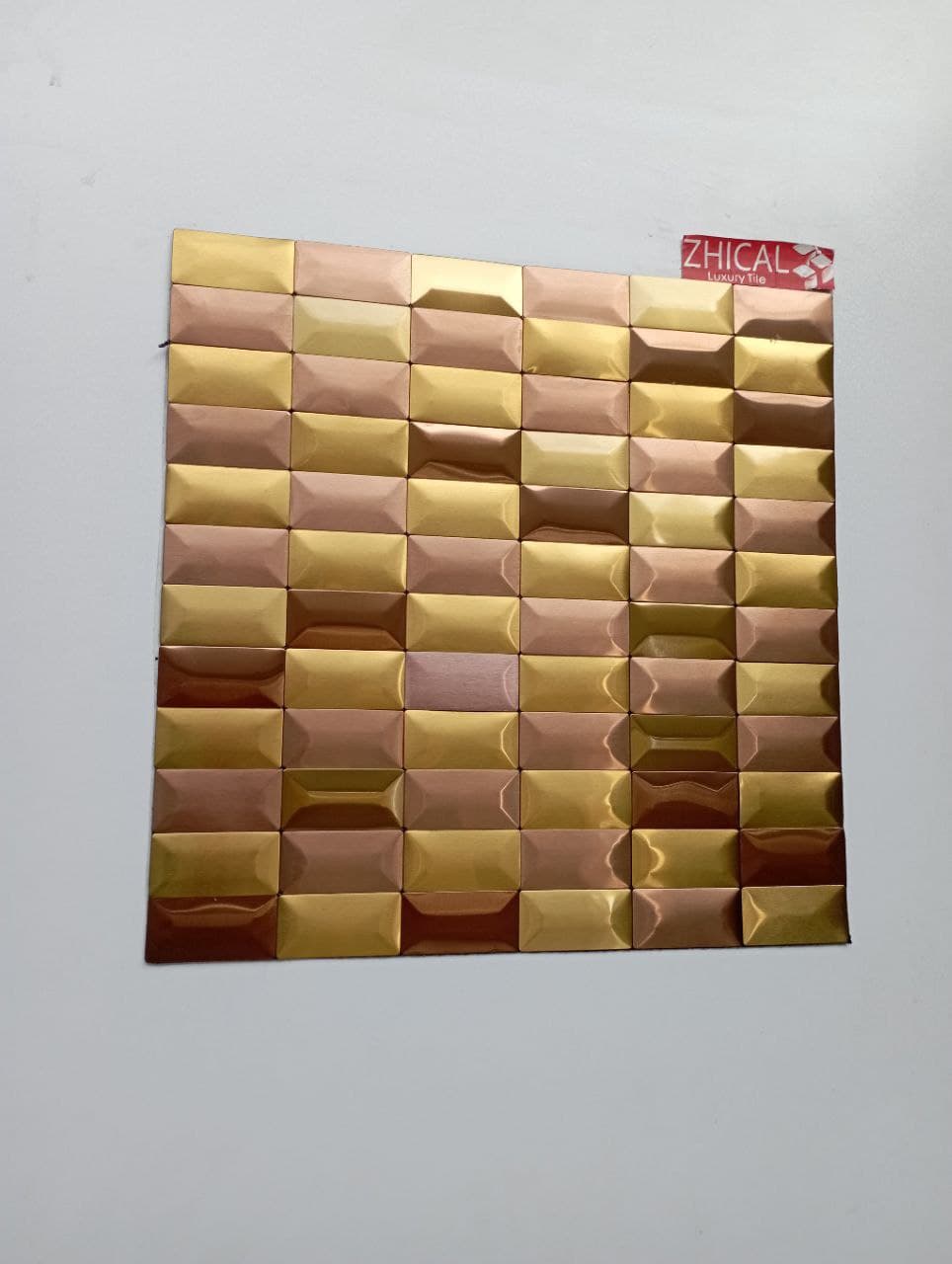 کاشی مابین کابینتی طلایی ومسی خشدار AJ938 — تصویر ۳