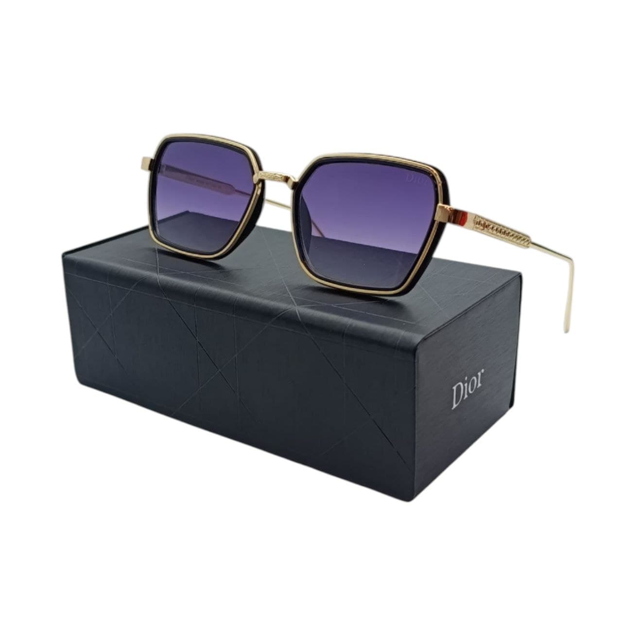 عینک آفتابی Dior مدل T 7059 | طراحی یونیسکس و مناسب تمام فرم‌های صورت