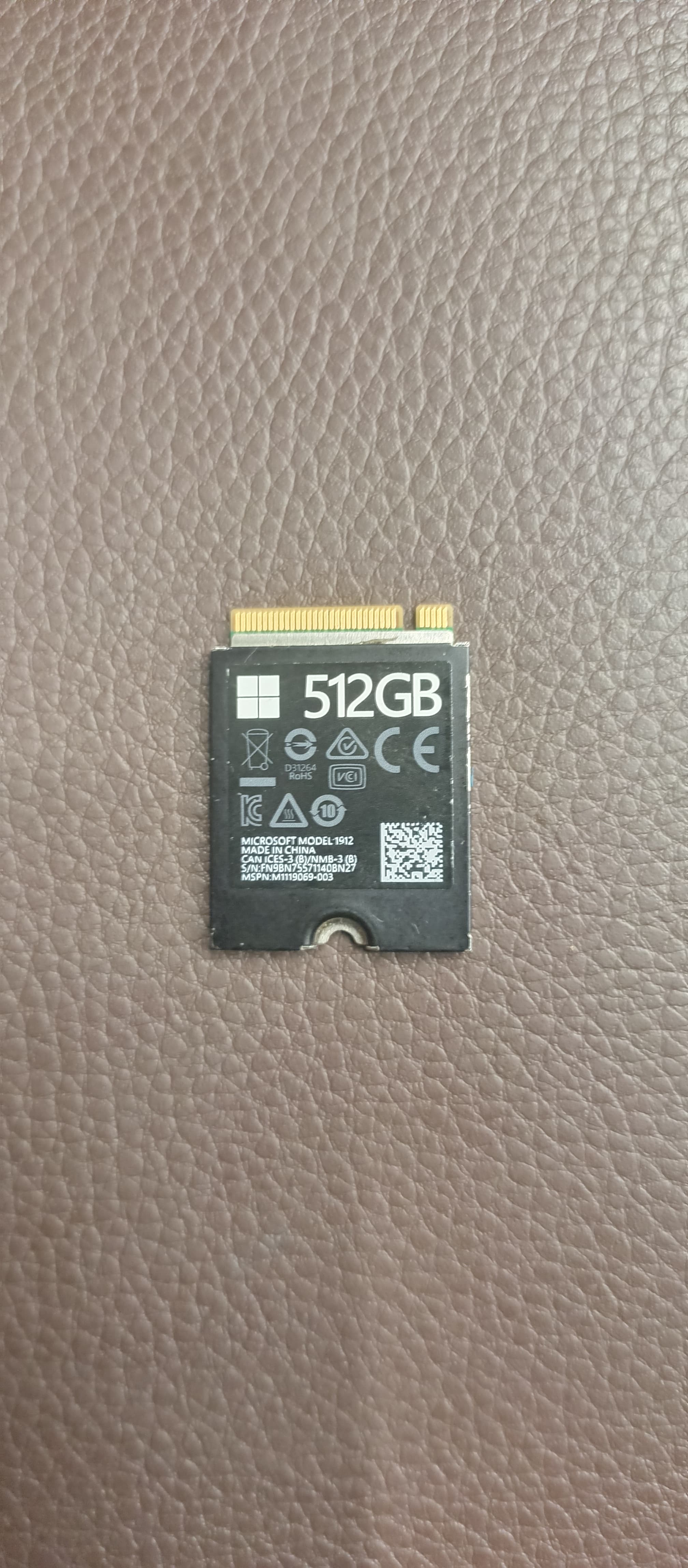 هارد SSD Nvme Microsoft 512g اصلی رو دستگاهی