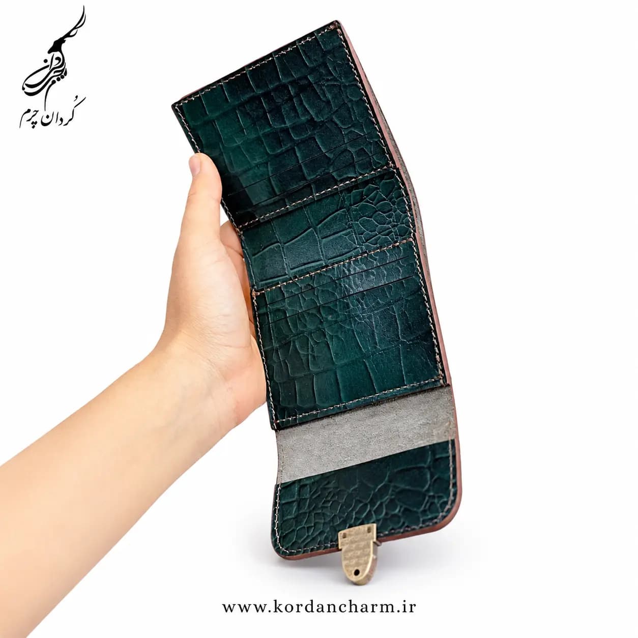 کیف پول اسپرت لارا طرح پریما — تصویر ۳