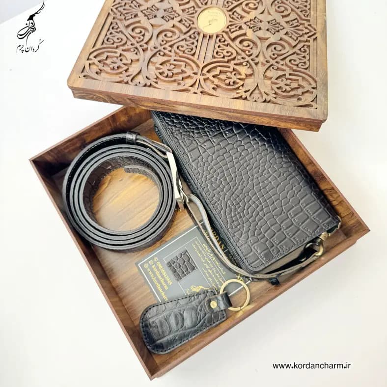 ست چرم مردانه آویدی پریما — تصویر ۲
