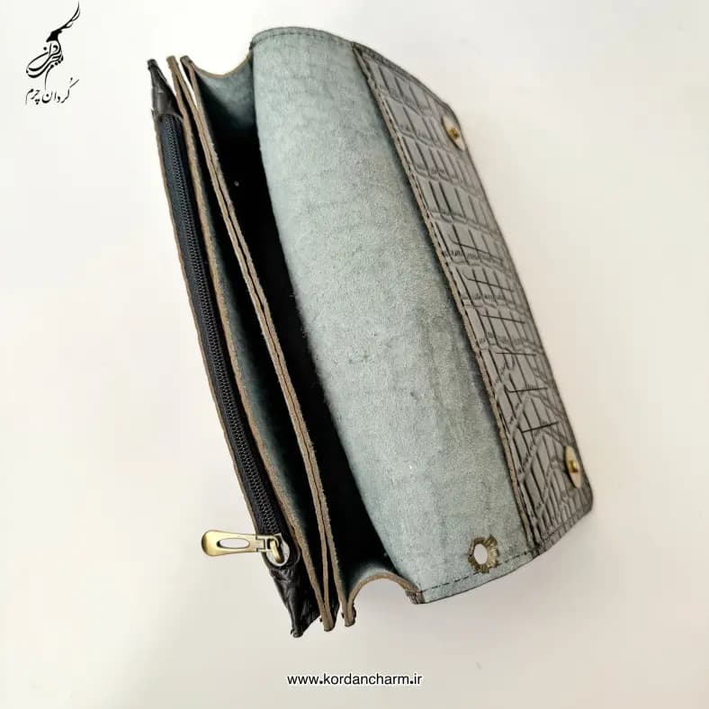 ست چرم مردانه آویدی پریما — تصویر ۵