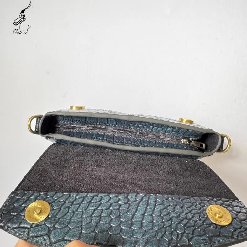 کیف زنانه چرم مدل رها طرح پریما — تصویر ۸
