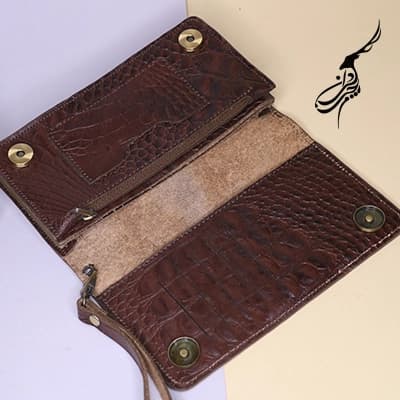 کیف دستی چرم گاوی طرح کروکدیل مدل آوید — تصویر ۳