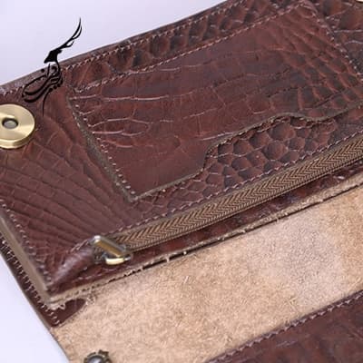 کیف دستی چرم گاوی طرح کروکدیل مدل آوید — تصویر ۴
