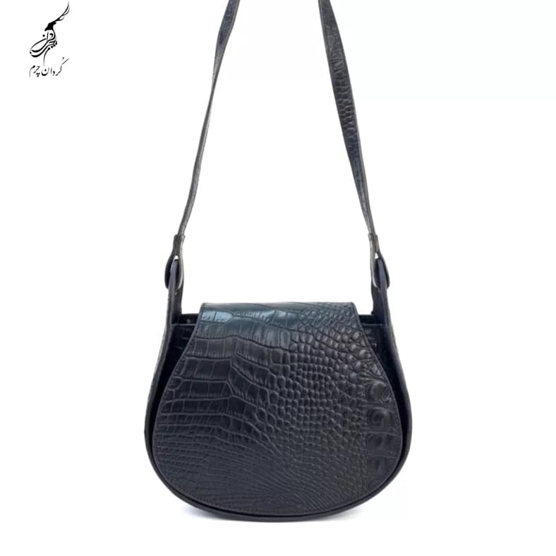 کیف دوشی زنانه چرم کروکدیل مدل سارین — تصویر ۴
