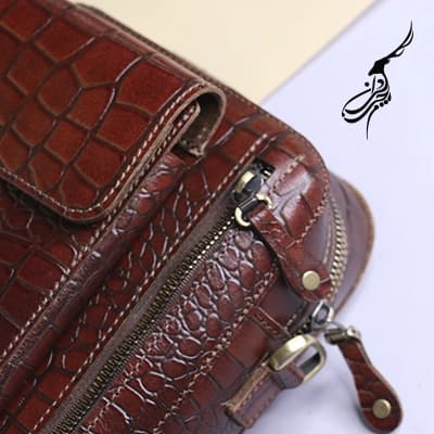 کیف دوشی اسپرت چرم مدل دیلان پریما — تصویر ۶