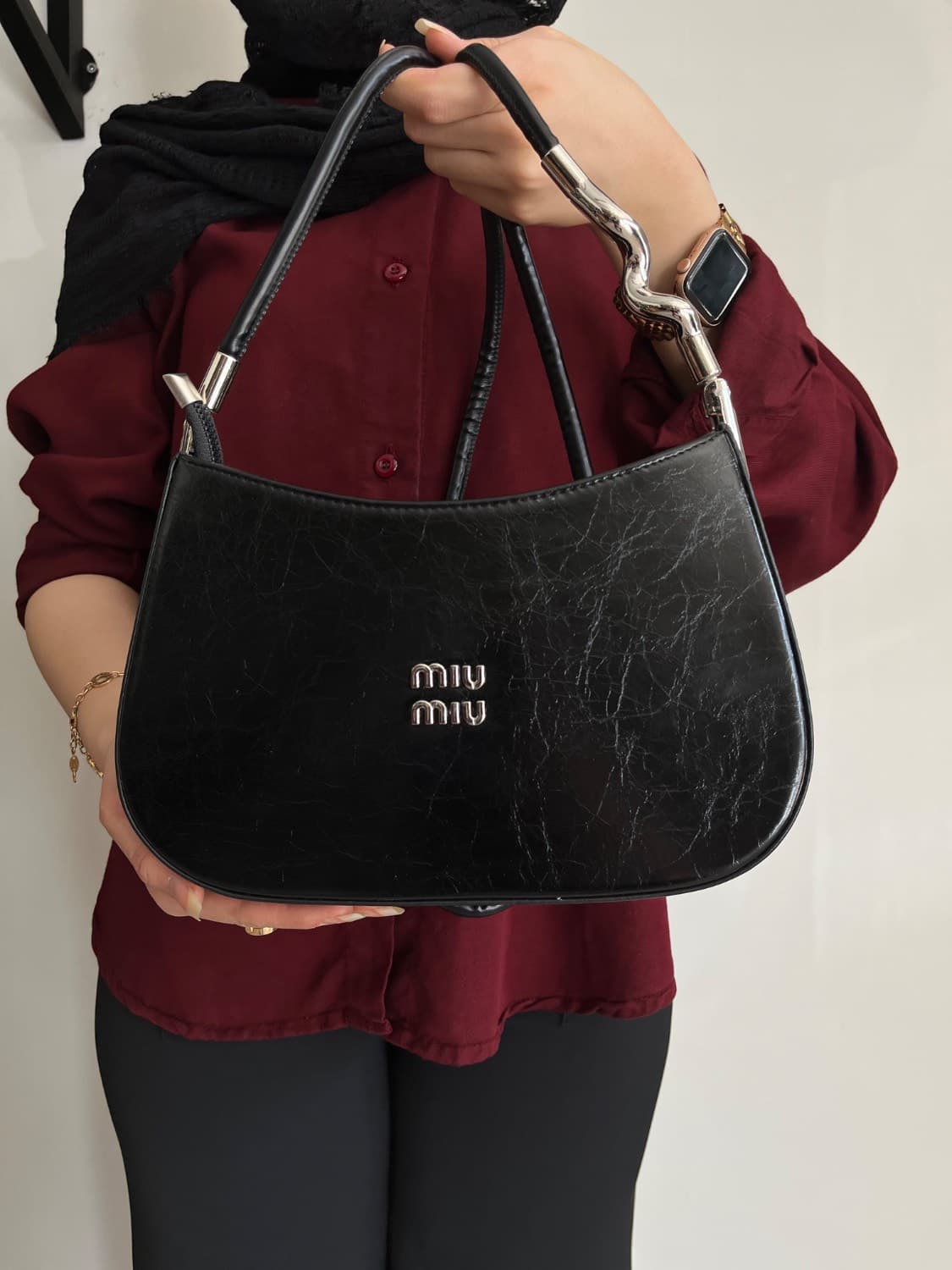 کیف پاسپورتی میومیو miu miu — تصویر ۳