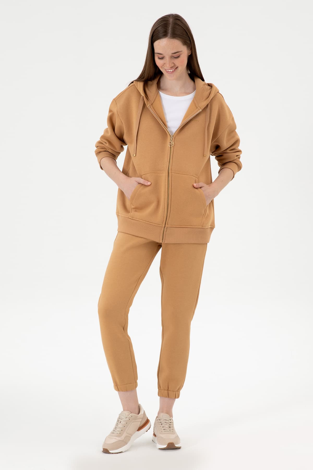 شلوار گرمکن آجدار شتری زنانه 50313581-VR015 — تصویر ۳