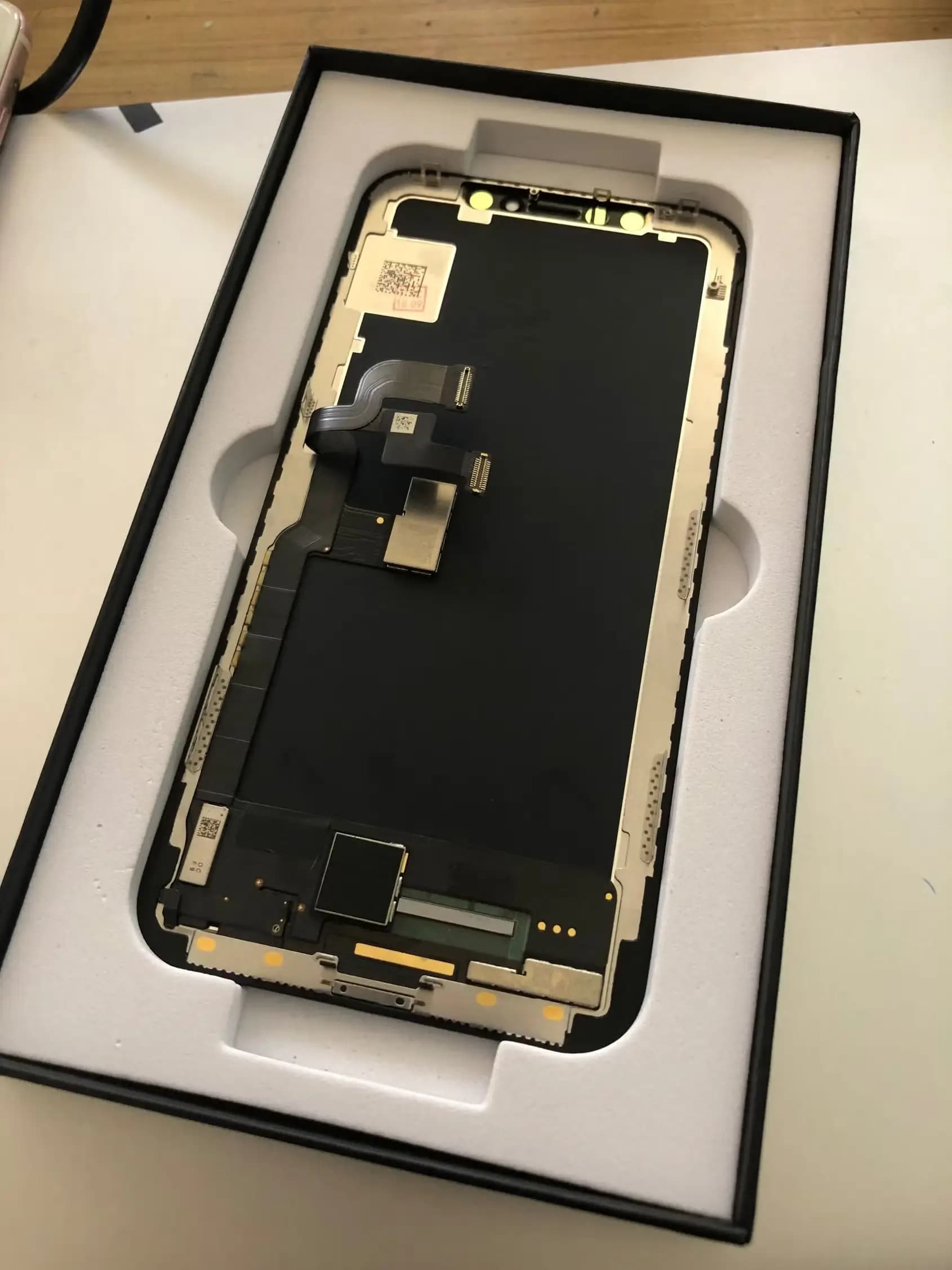 تاچ ال سی دی آیفون iPhone XS — تصویر ۳