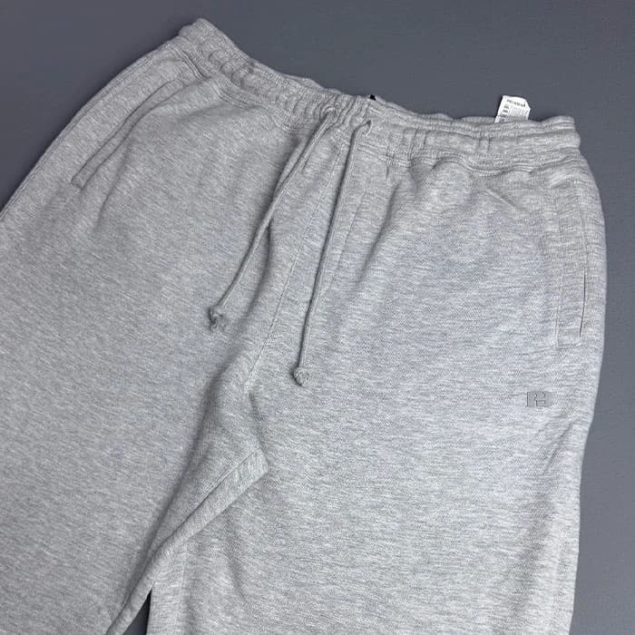 جاگر بگ داخل کرکی اورجینال مردانه رنگ طوسی برند pull&amp;bear اسپانیایی تنخوری استاندارد کد 102 - معروفی استور — تصویر ۴