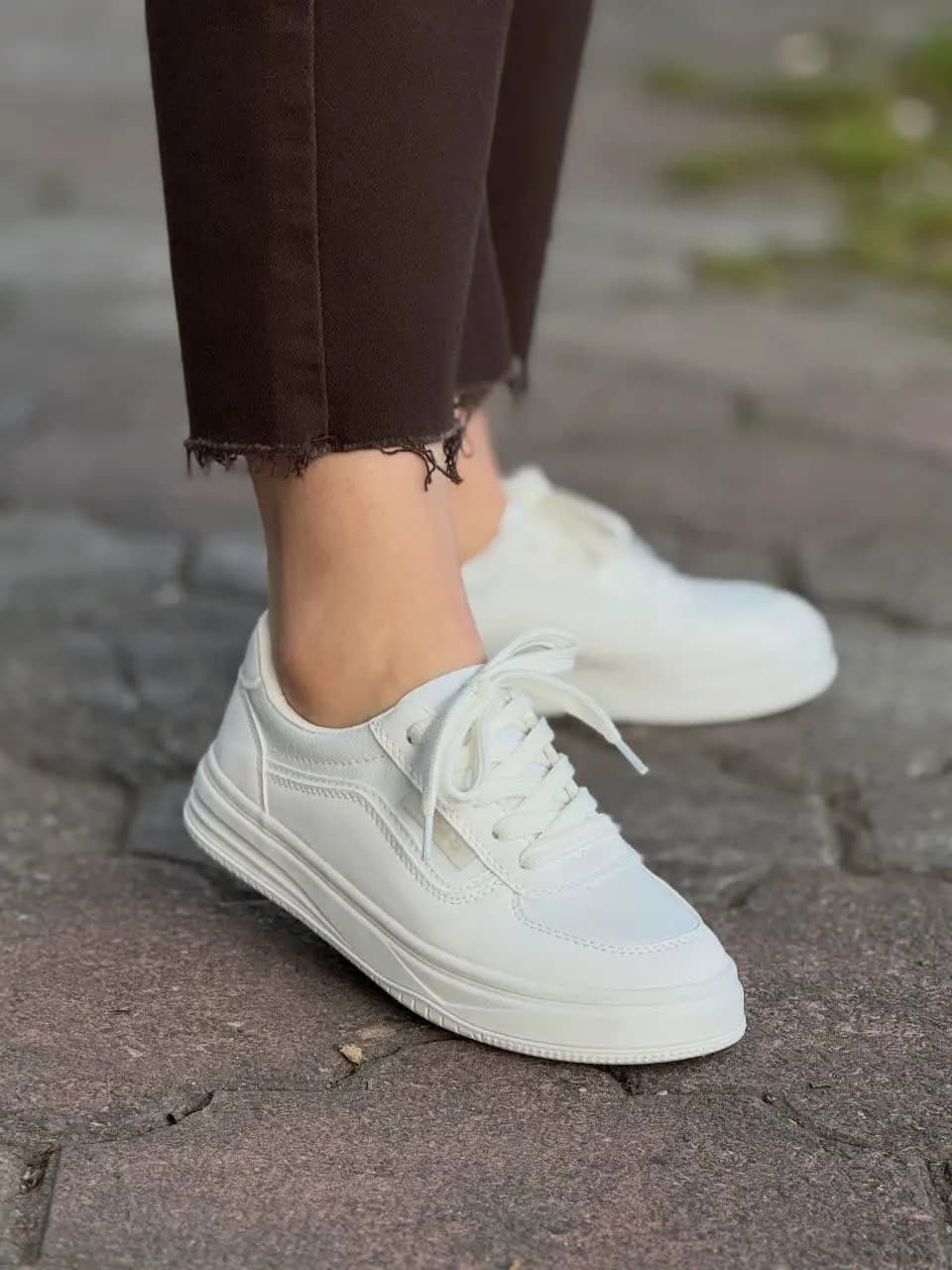 کتونی زنانه تمام سفید لژدار مینیمال | چرم مصنوعی Mehranshoes