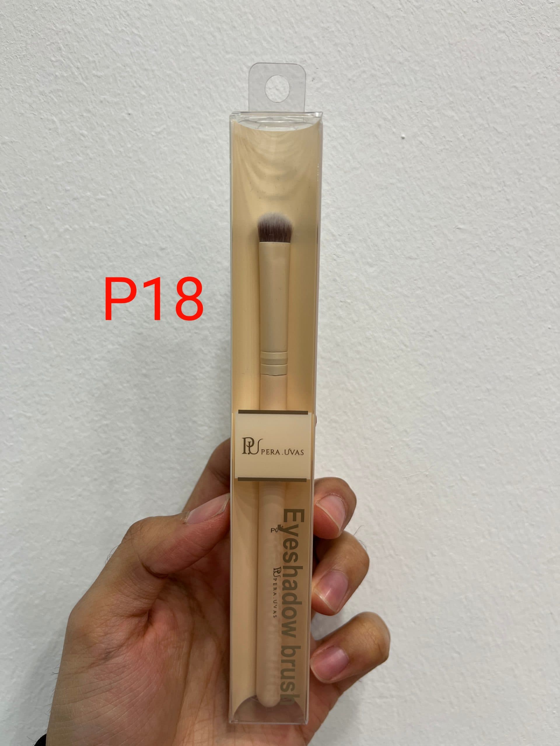 براش PERA.UVAS(P.U) مناسب سایه چشم Eyeshadow brush کد P18