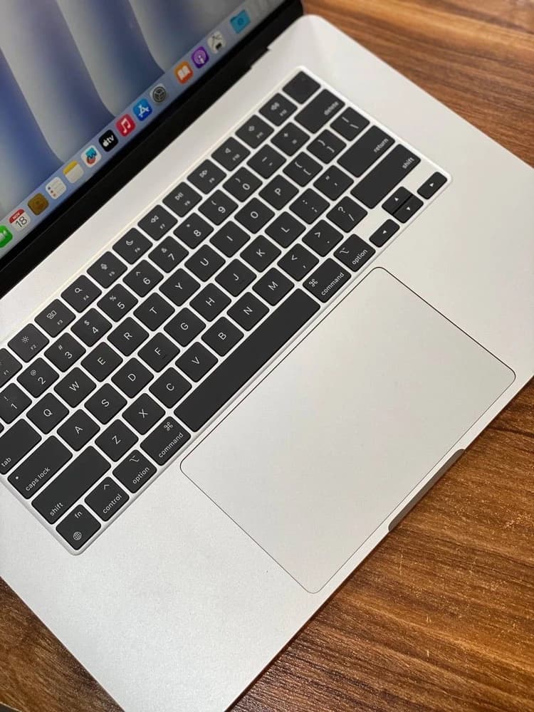 لپ تاپ اپل ایر 2023 LapTop Apple Air - موبایل و لپ تاپ — تصویر ۴