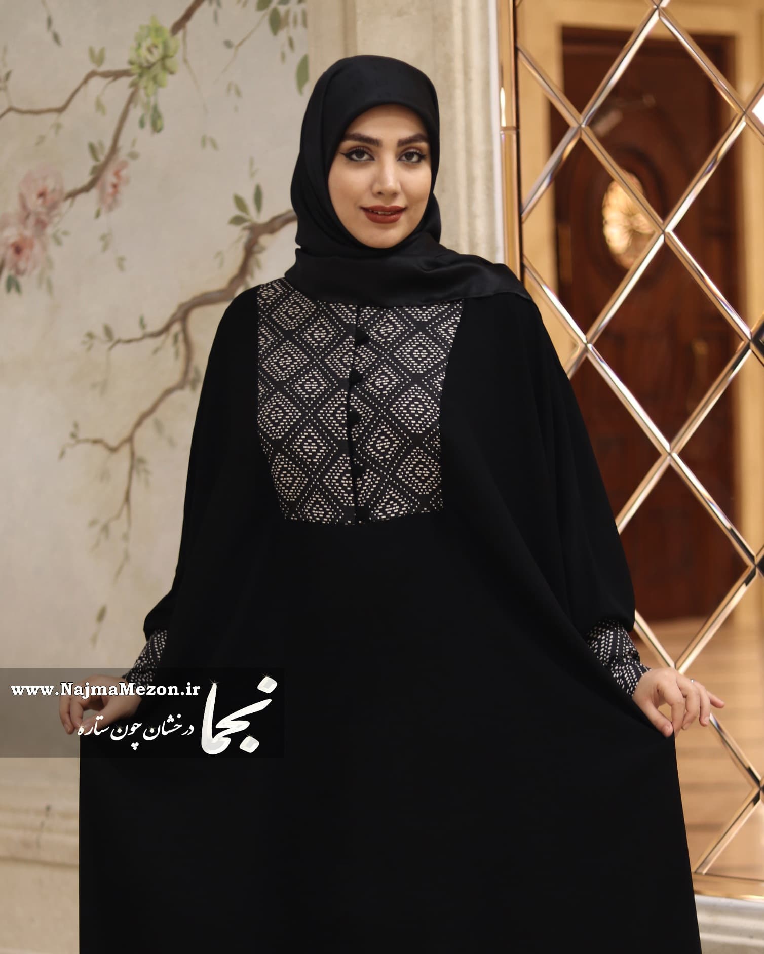 عبا مشکی شیردهی مدل نوران مزون نجما