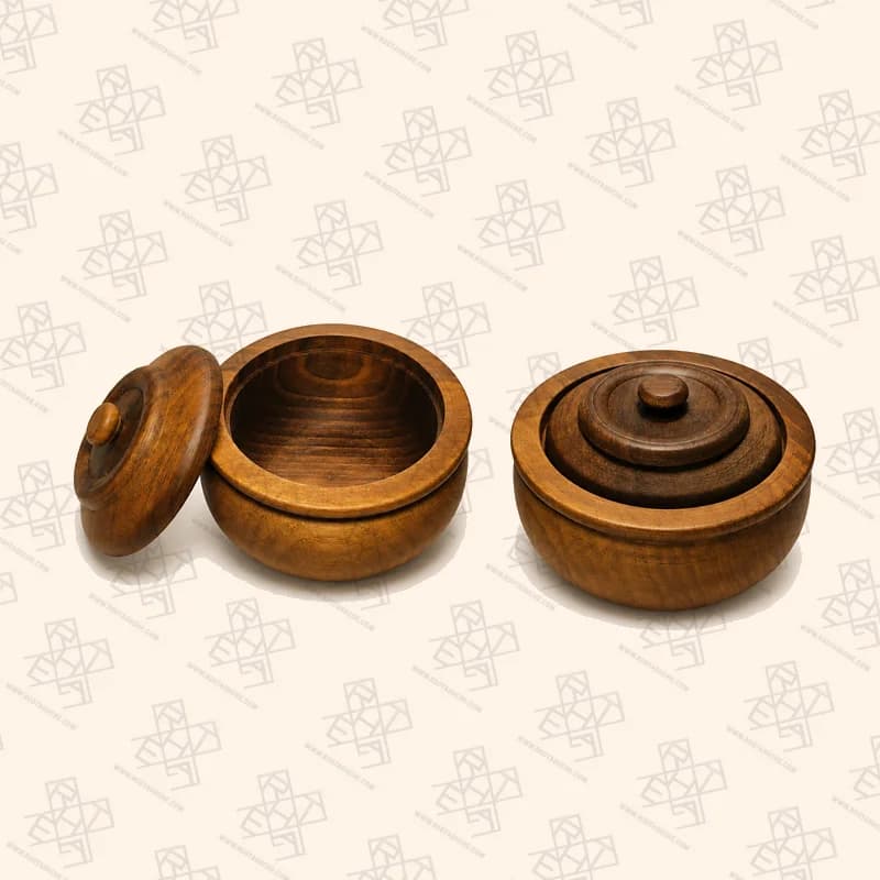 قندان چوبی درب دار