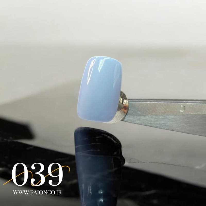 لاک ژل نرمال پایون کد 039 — تصویر ۳