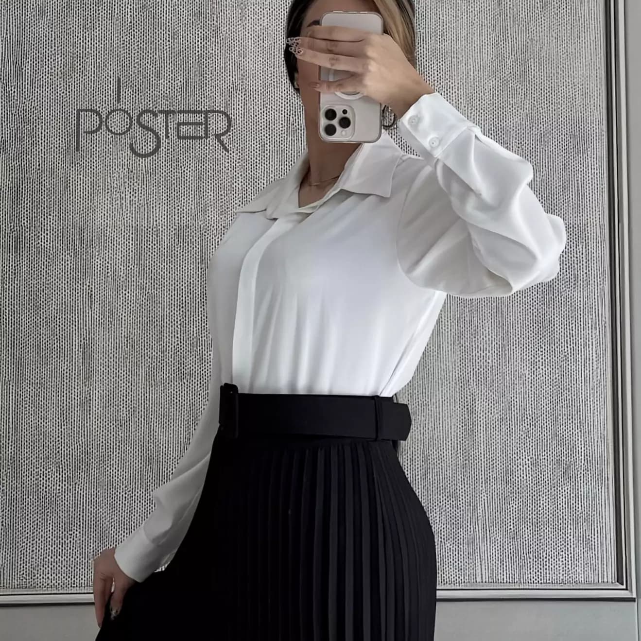 شومیز کراپ ساتن مایا — تصویر ۳
