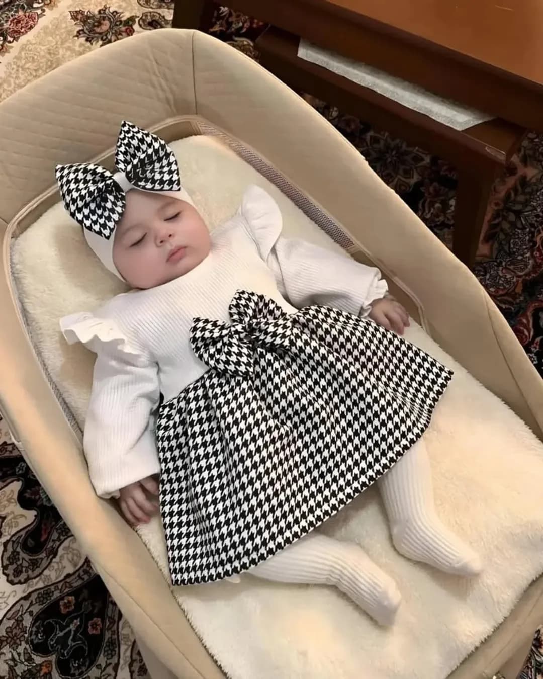 ست سارافون و هد نوزادی مجلسی پشمی پاییزه