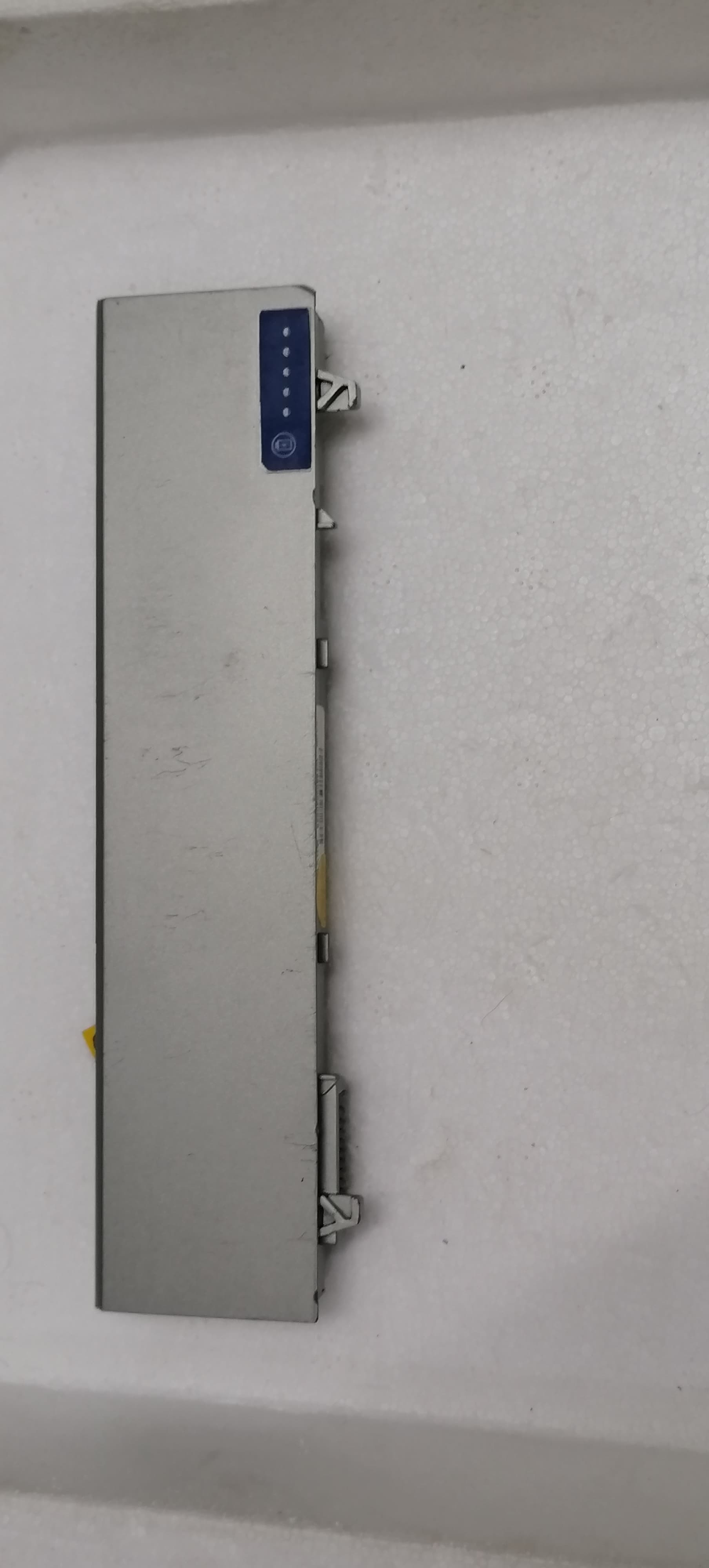 باتری لپ تاپ 6 سلولی مدل DELL E6400
