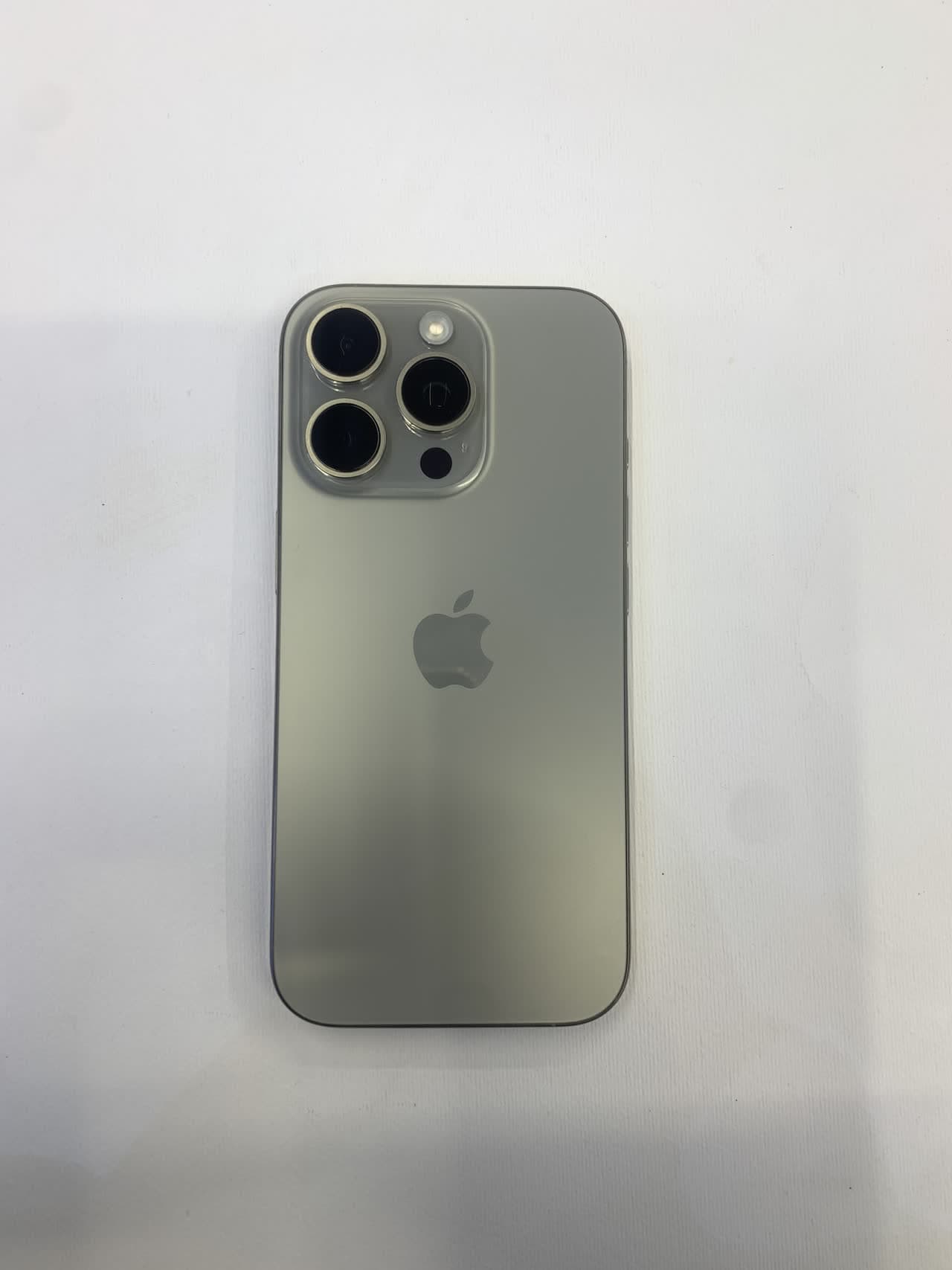 گوشی اپل iphone 16 pro ZDA 128 بدون ریجستر (استوک)