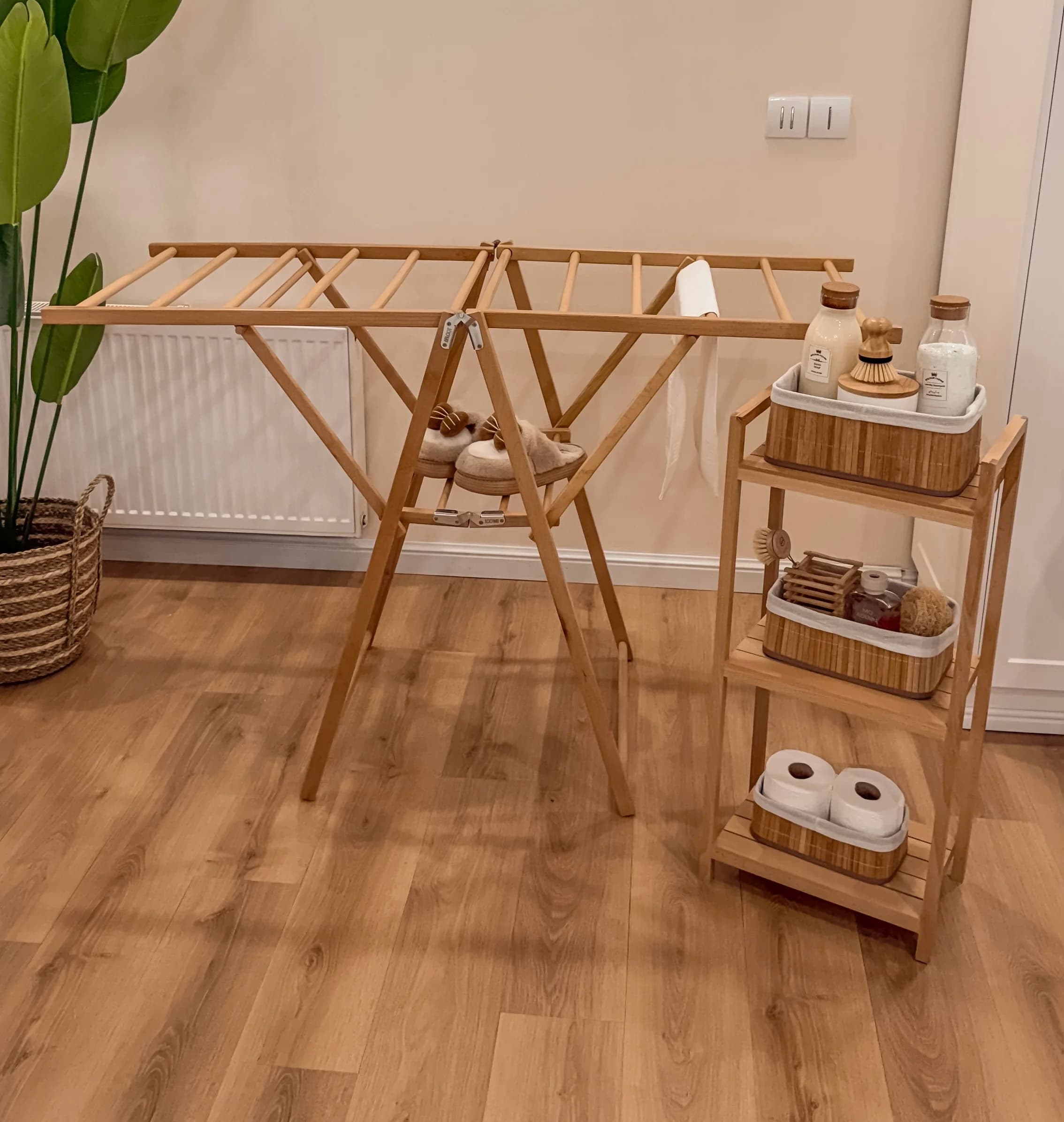 بندرخت چوبی دوطرفه طرح زاراهوم (Zara Home)؛ تاشو و ضد رطوبت