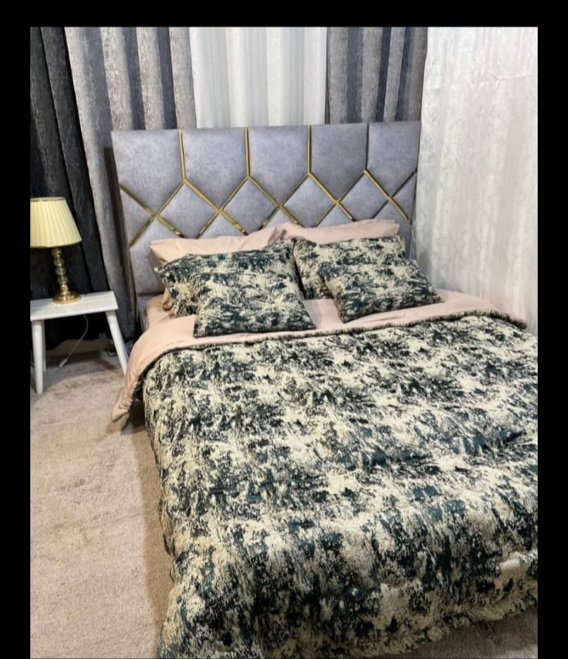 روتختی دونفره مخمل پتینه ۸تکه کرم سبز اورجینال
