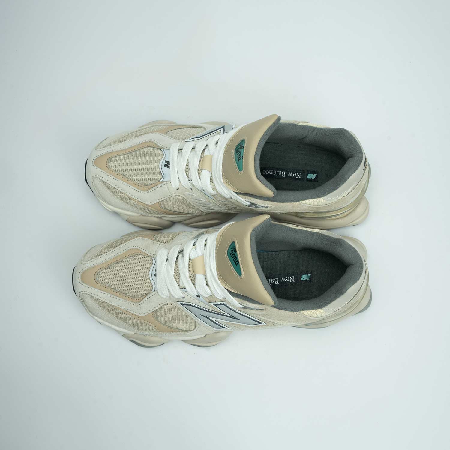 کفش نیو بالانس رنگ کرم قهوه ای (New Balance 9060 Sea Salt) [U9060MAC] — تصویر ۳