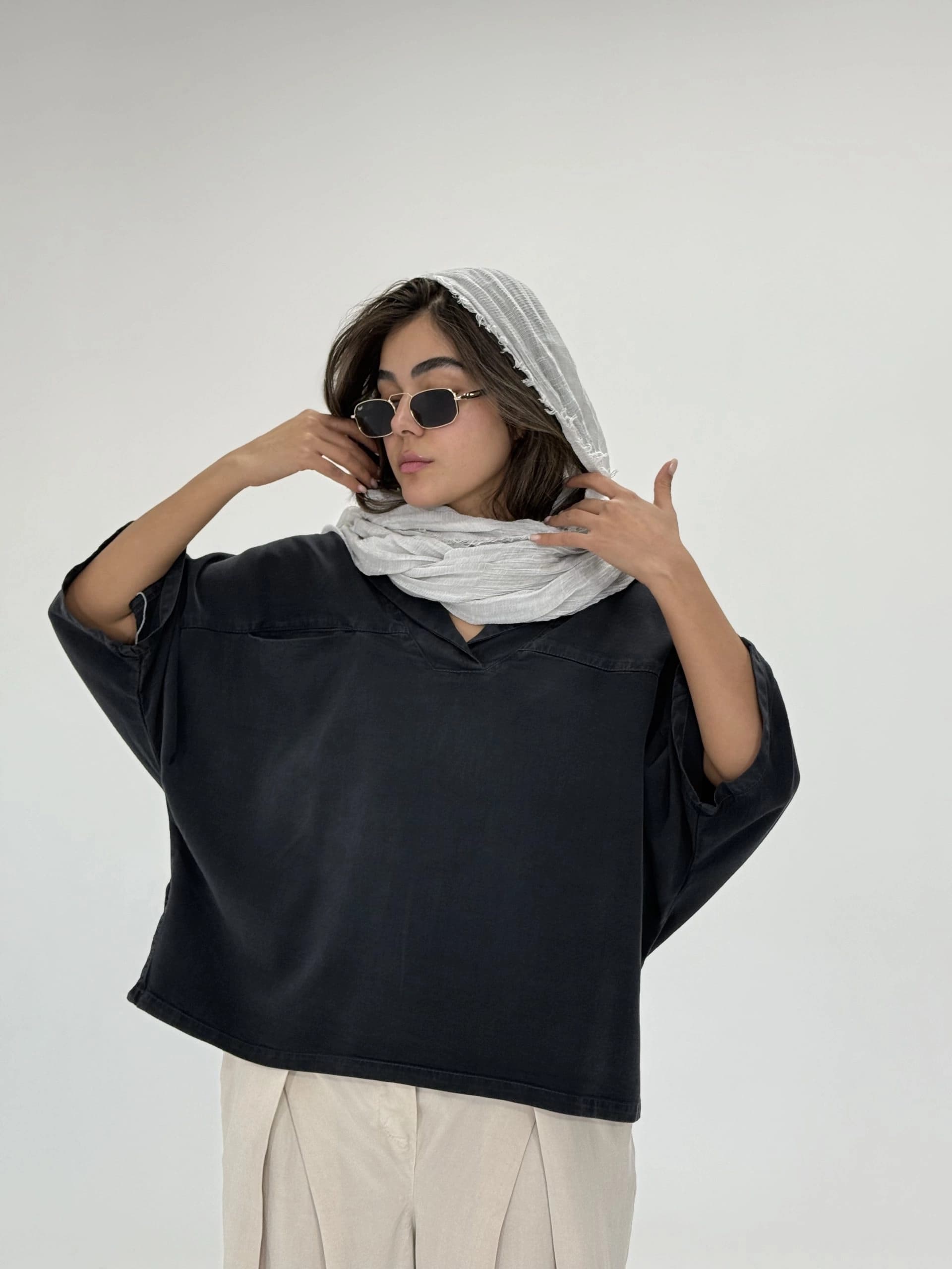 شومیز زنانه جلوبسته سیلک هانی | رستامد — تصویر ۶