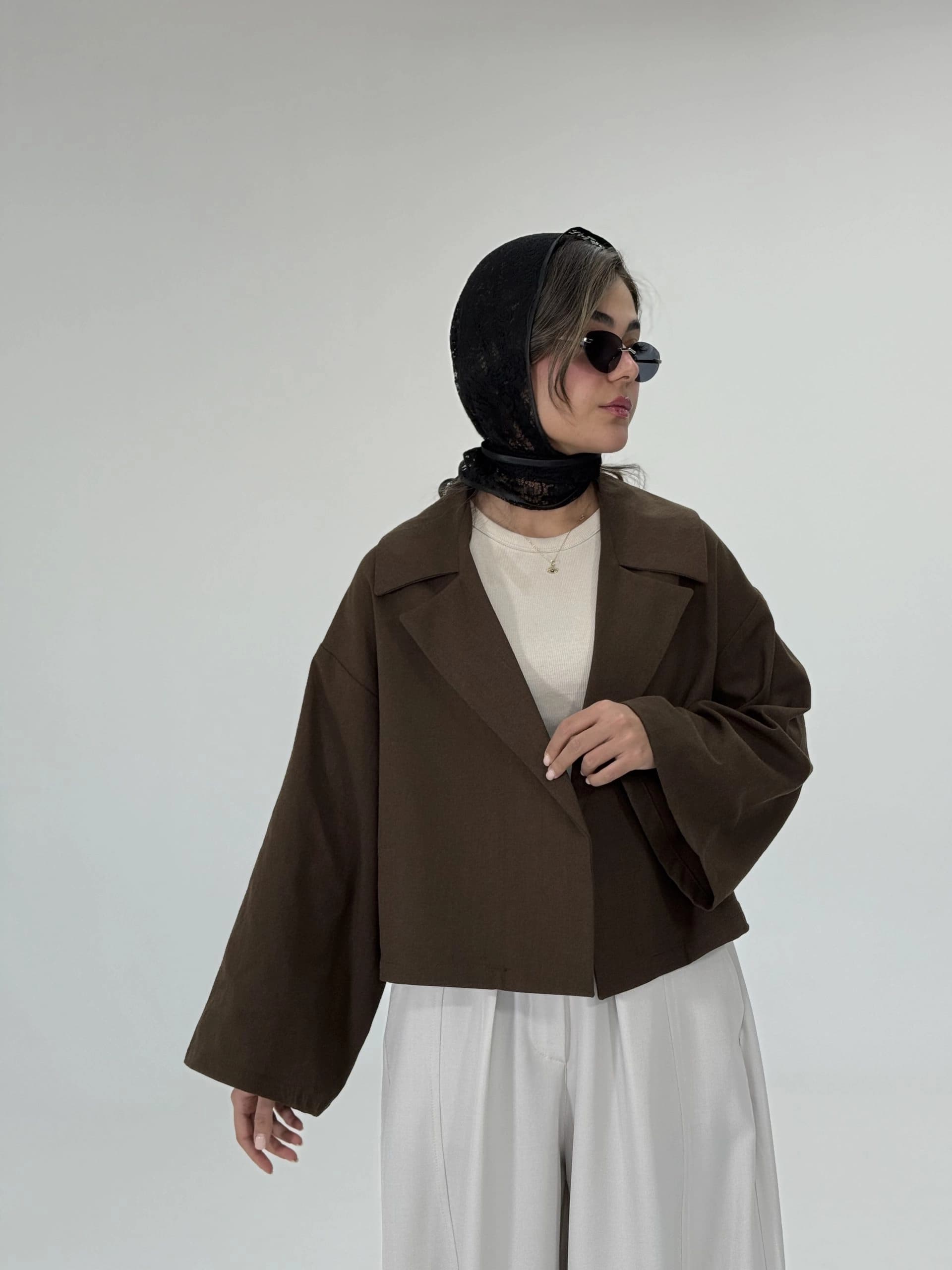 کراپ کت زنانه لینن یقه انگلیسی | رستامد