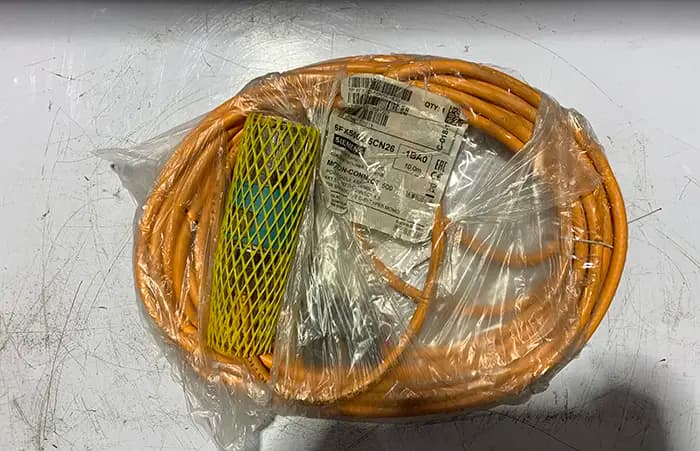6FX5002-5CN26-1BA0 - power cable