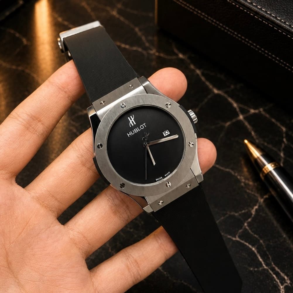 ساعت مچی مردانه هابلوت HUBLOT کلاسیک بند رابر مشکی نقره ای
