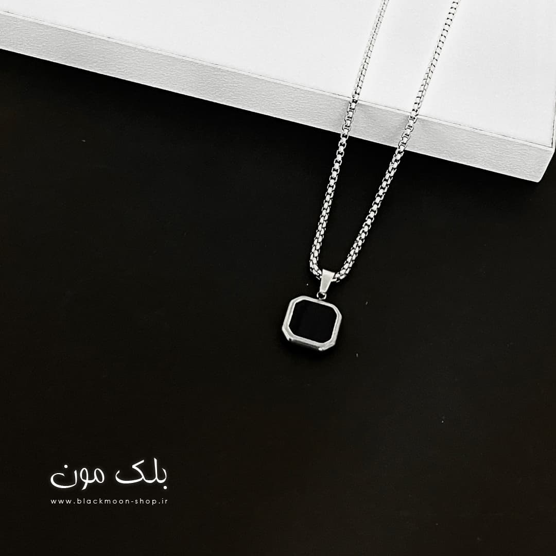 گردنبند مردانه اونیکس ONYX مربع مشکی نقره ای — تصویر ۲