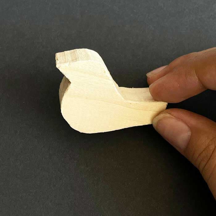 چوب پیکر تراشی دوربری شده مدل پرنده طول 5 سانتی متر