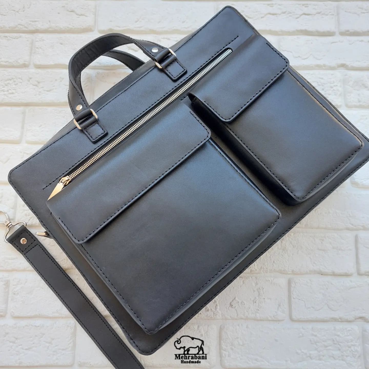 کیف اداری اسپرت چرم طبیعی دست دوز کد NA-385