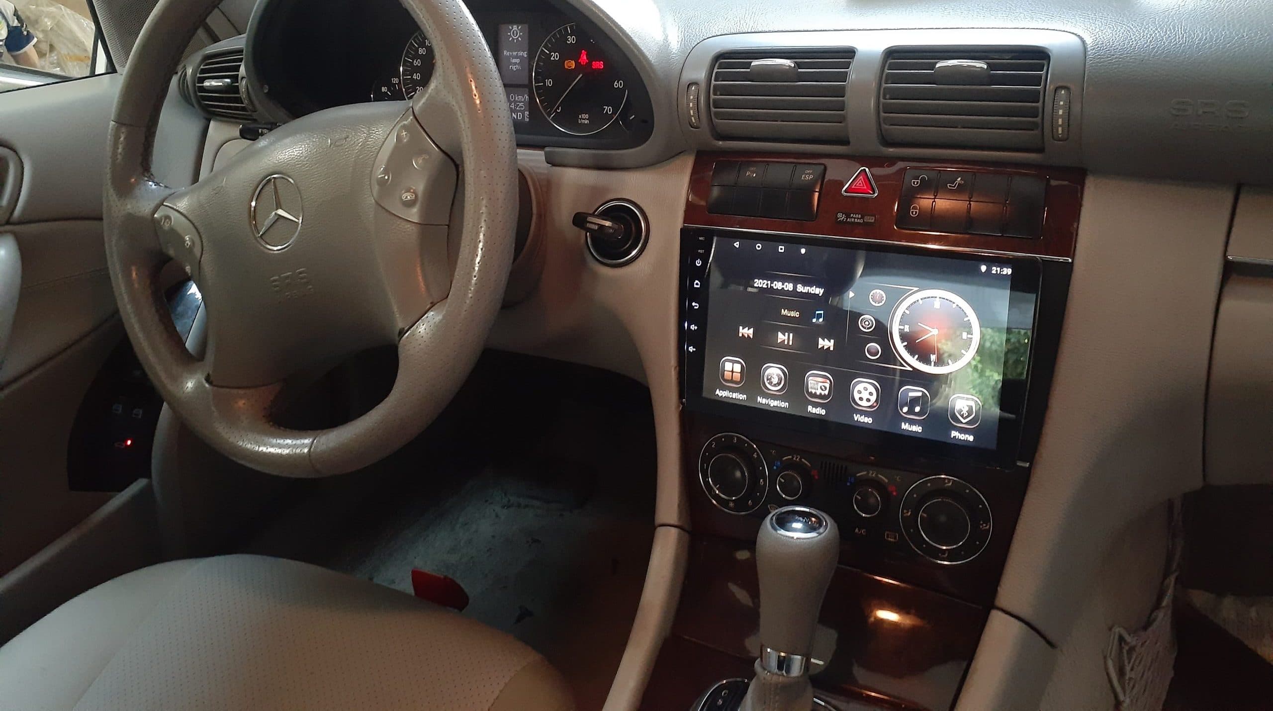 مانیتور بنز C-class برند Star10 — تصویر ۵
