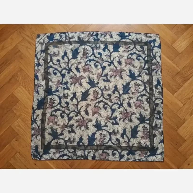 روسری زنانه مجلسی قواره دار نخی دست دوز سایز 140