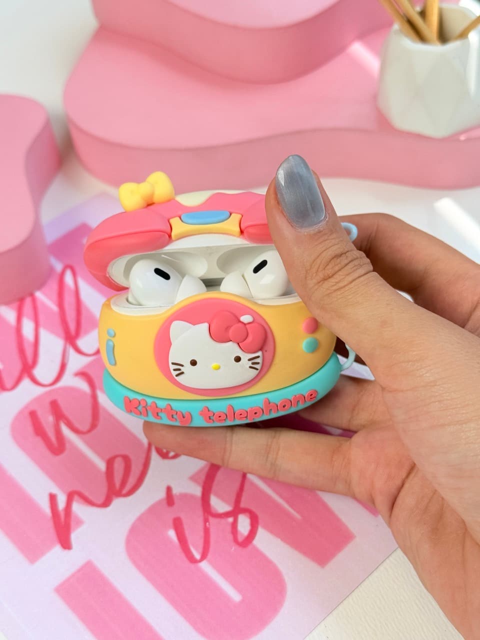 کاور ایرپاد سیلیکونی طرح Kitty Telephone مناسب آیفون