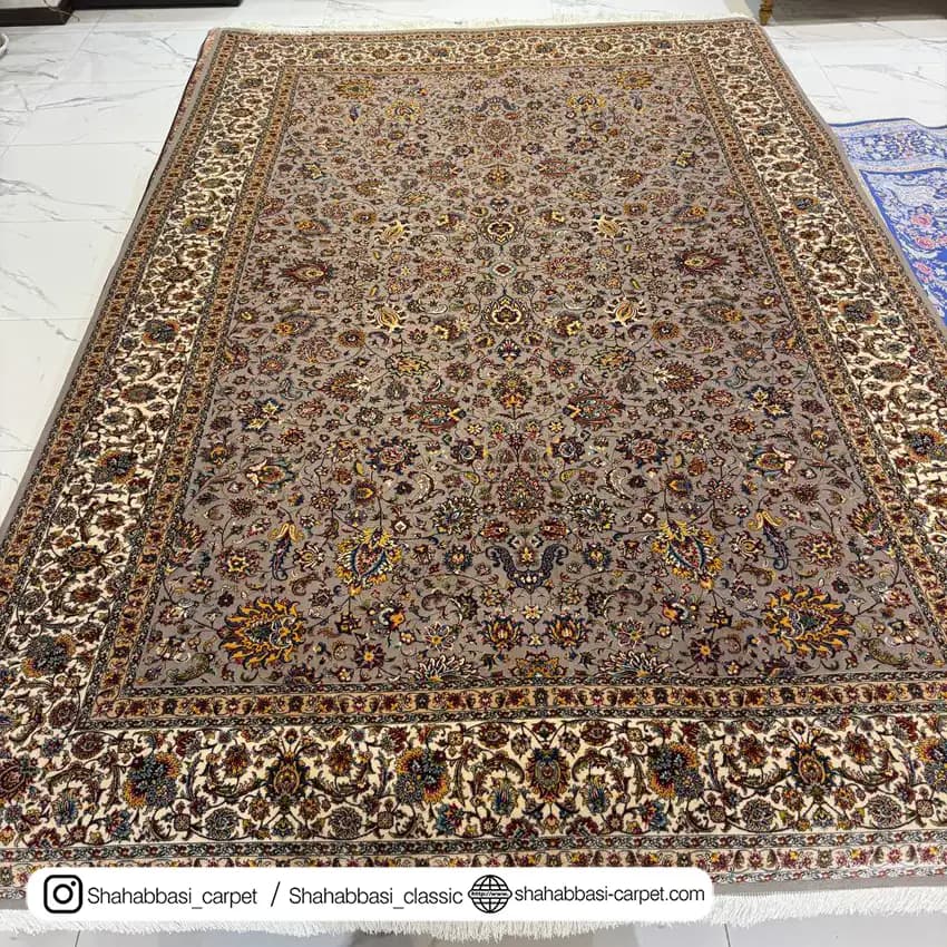 فرش ابریشم کد 91 طوسی — تصویر ۴