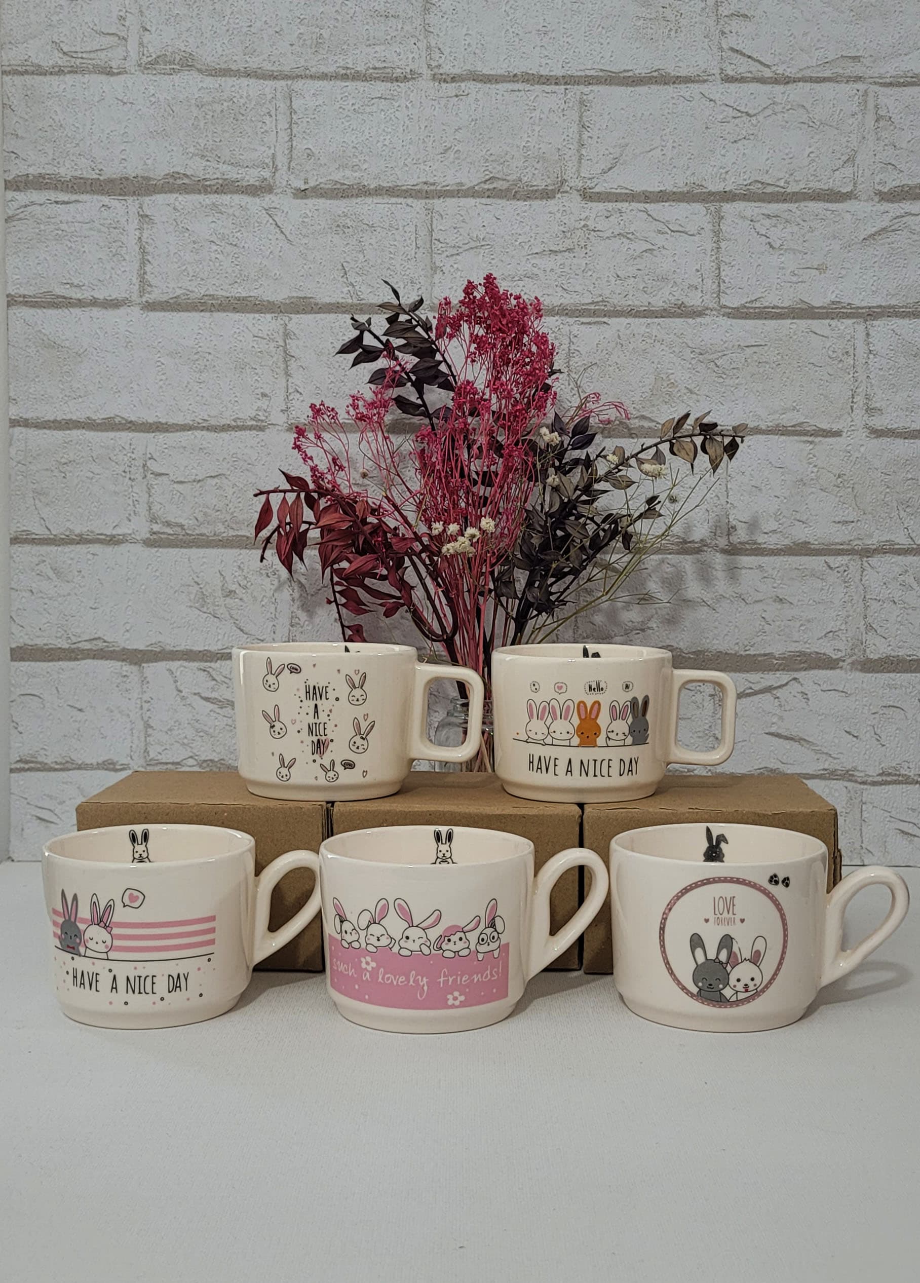 ماگ سرامیکی فانتزی سوپرایزی طرح خرگوش (Bunny Cafe) — داخل هر فنجان یک عروسک خرگوش مخفی شده!