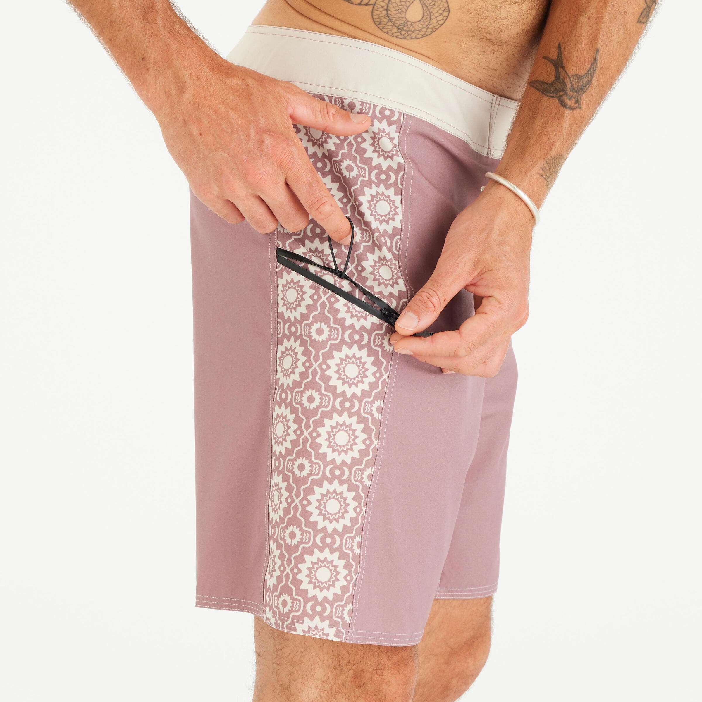 مایو موج سواری دکتلون Decathlon Male Long 19″ Sea Shorts/ Boardshort – Pink – 500 ARCH ESAWIRA — تصویر ۵