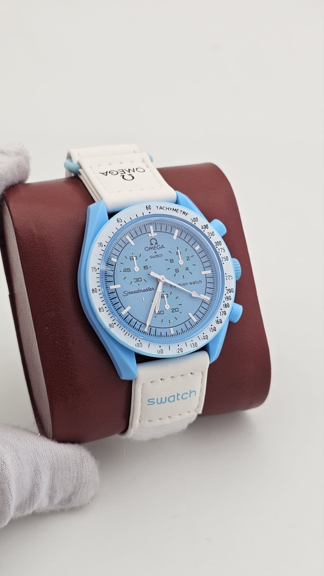 ساعت مچی امگا سواچ (omega swatch) طرح سه موتور — تصویر ۸