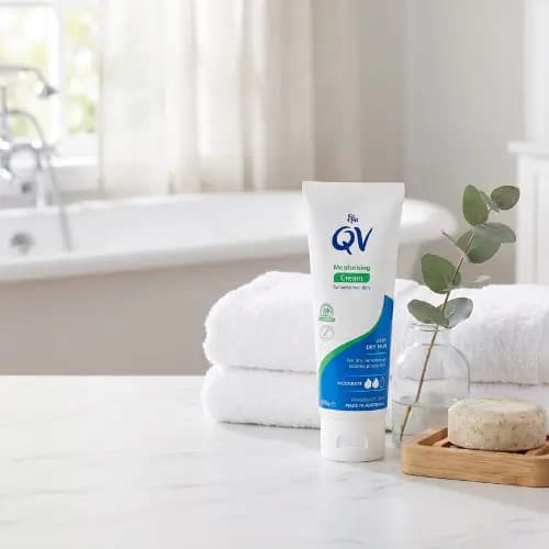 کرم مرطوب کننده کیو وی مدل Sensitive Skin — تصویر ۳