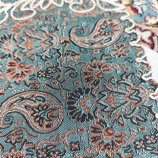جانماز جیبی ترمه سبز دکمه‌دار | خرید جانماز مسافرتی جای مهر و تسبیح 15×30 — تصویر ۴