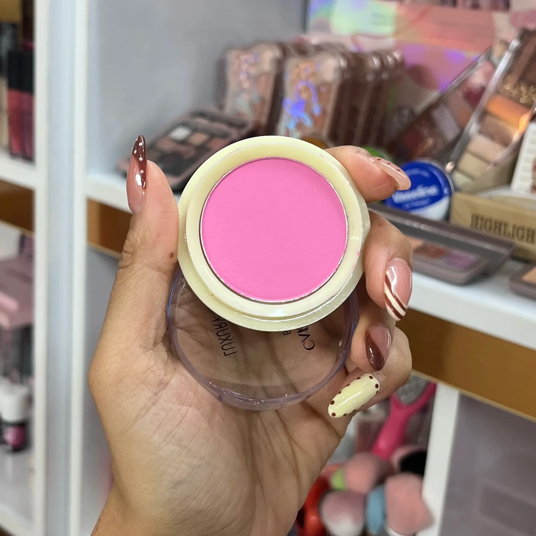 رژگونه پودری کاریکاتور 7 رنگ کوچک — تصویر ۳