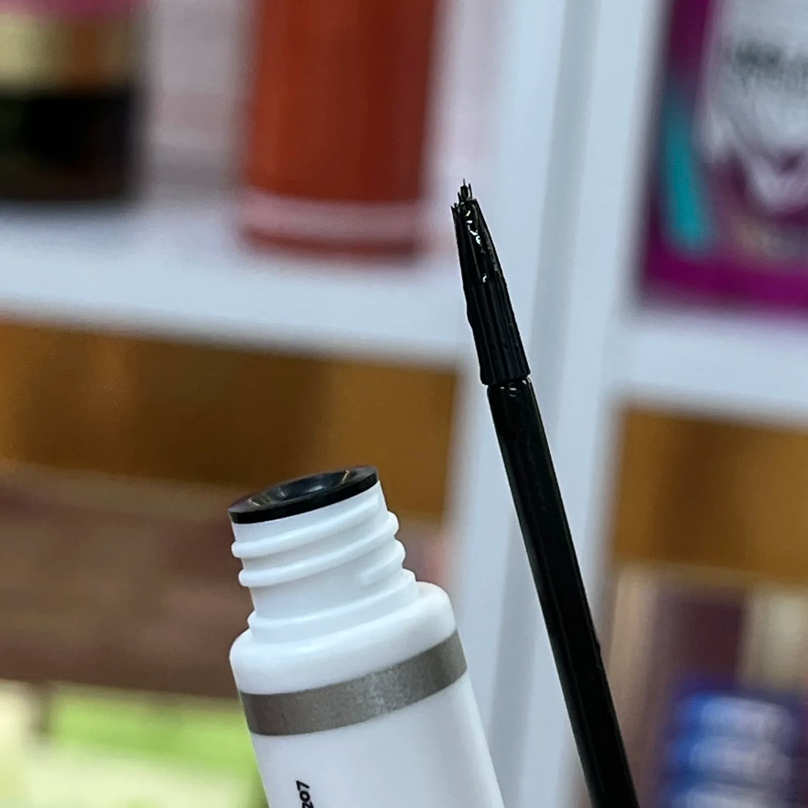 سرم تقویت مژه و ابرو اوردینری Multi-Peptide اورجینال 5 میل — تصویر ۵