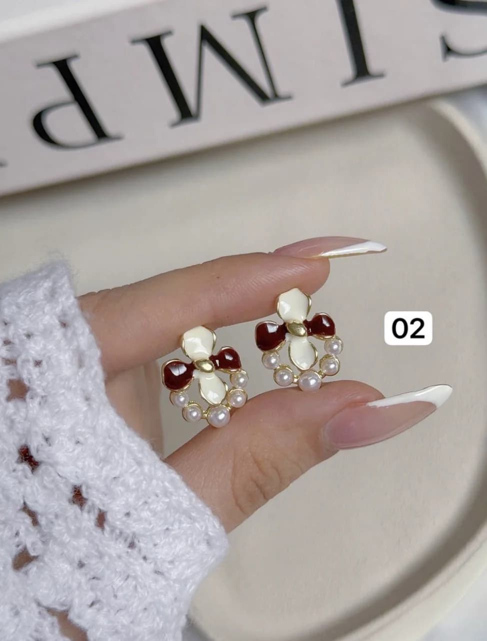 گوشواره گل میخ نقره میناکاری1529 — تصویر ۶