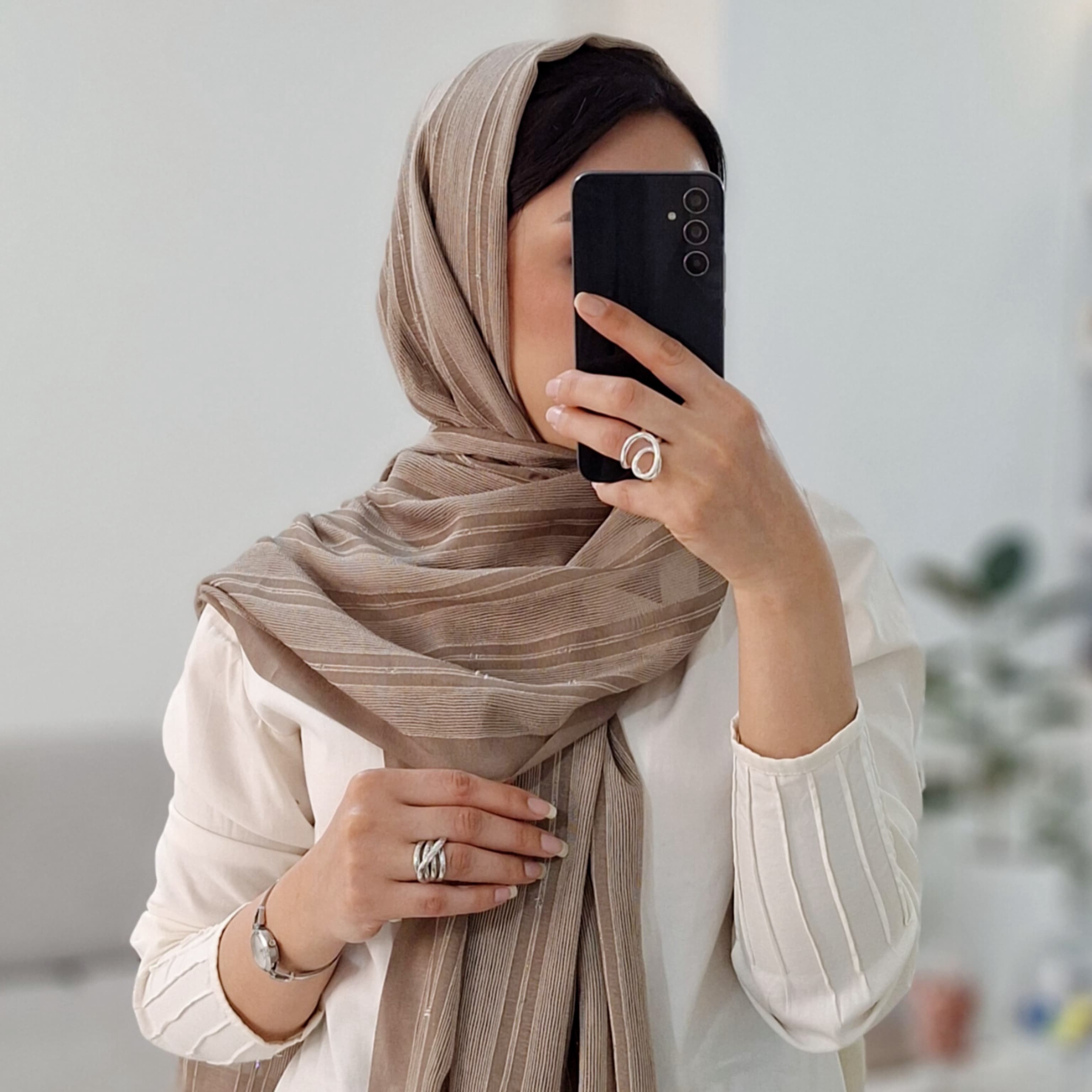 شال زری دوزی — تصویر ۲