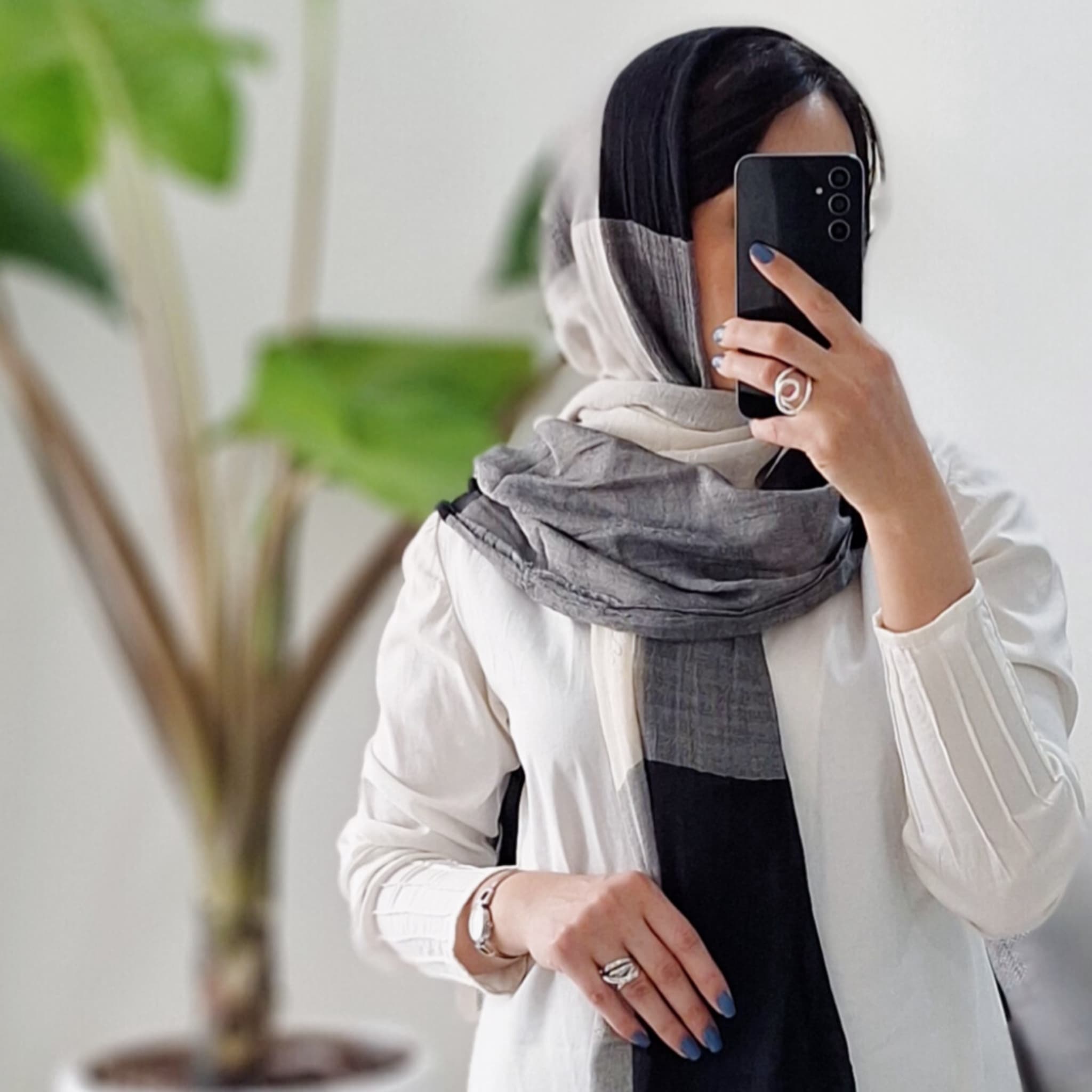 شال تابستانه چهارخونه — تصویر ۴