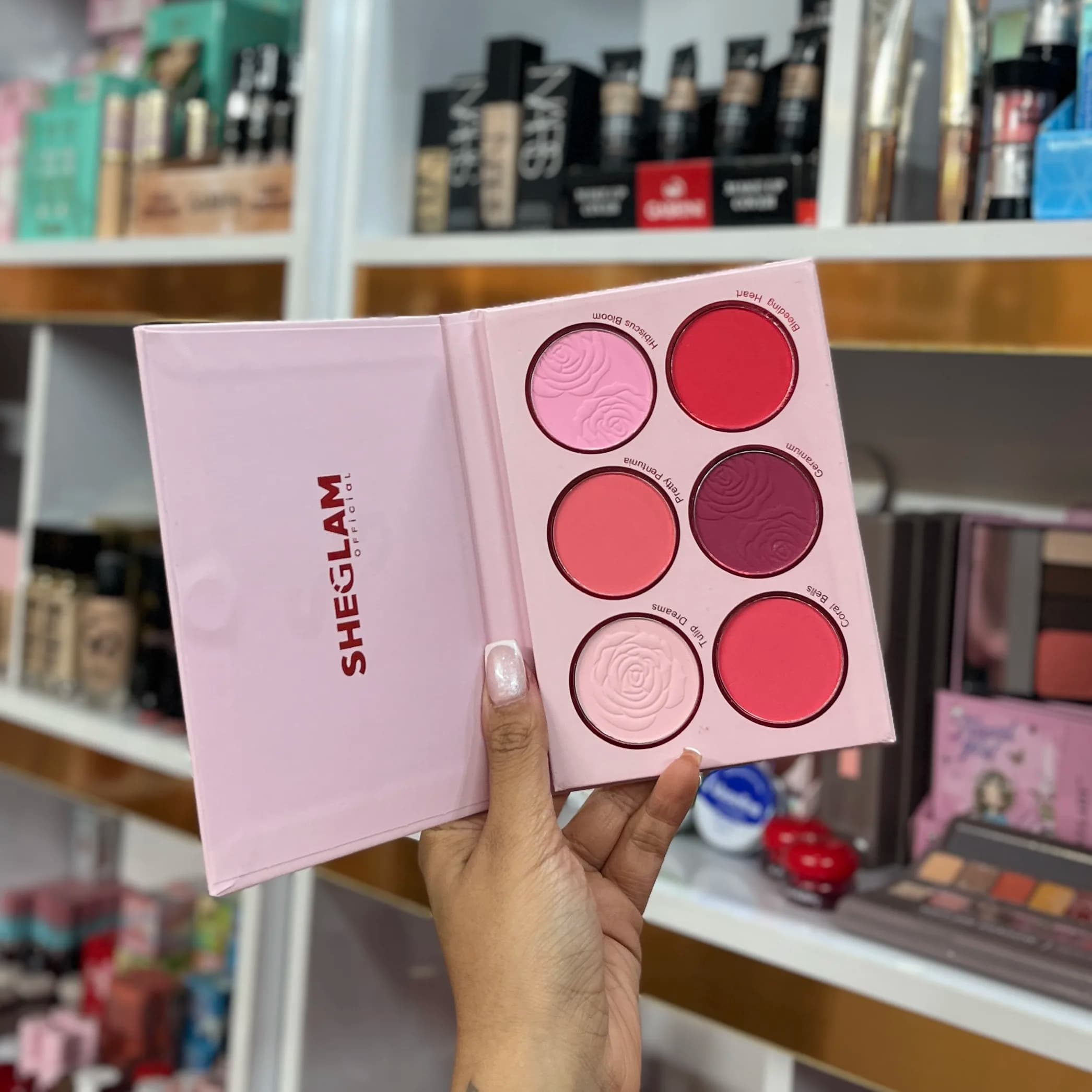 پالت رژگونه شیگلم مدل Floral Flush Blush Palette شش رنگ
